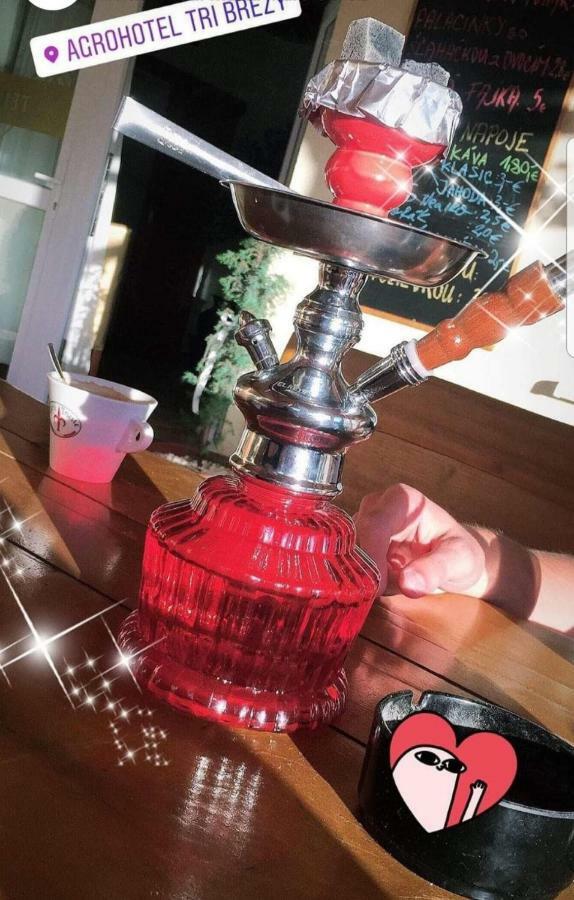 Agrohotel Tri Brezy Hrustin Buitenkant foto